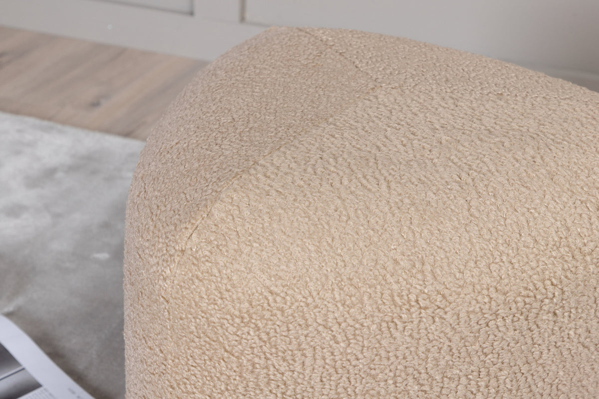 Peg Ottoman / Pouf in Beige präsentiert im Onlineshop von KAQTU Design AG. Pouf ist von Venture Home