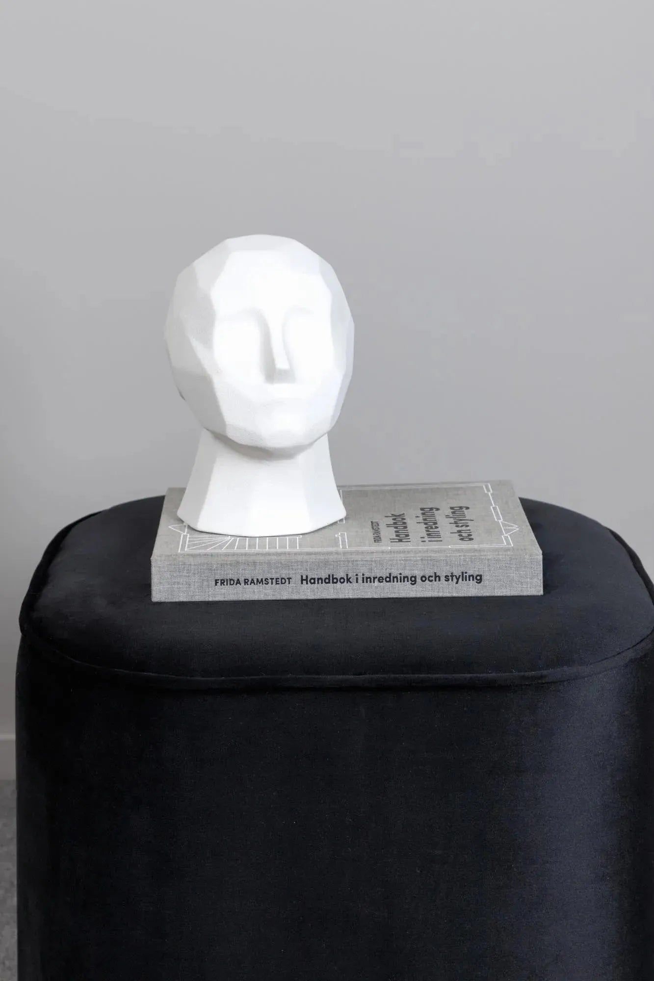 Eleganter Piff Pouf: Vielseitiger Akzent für modernes Wohnen.