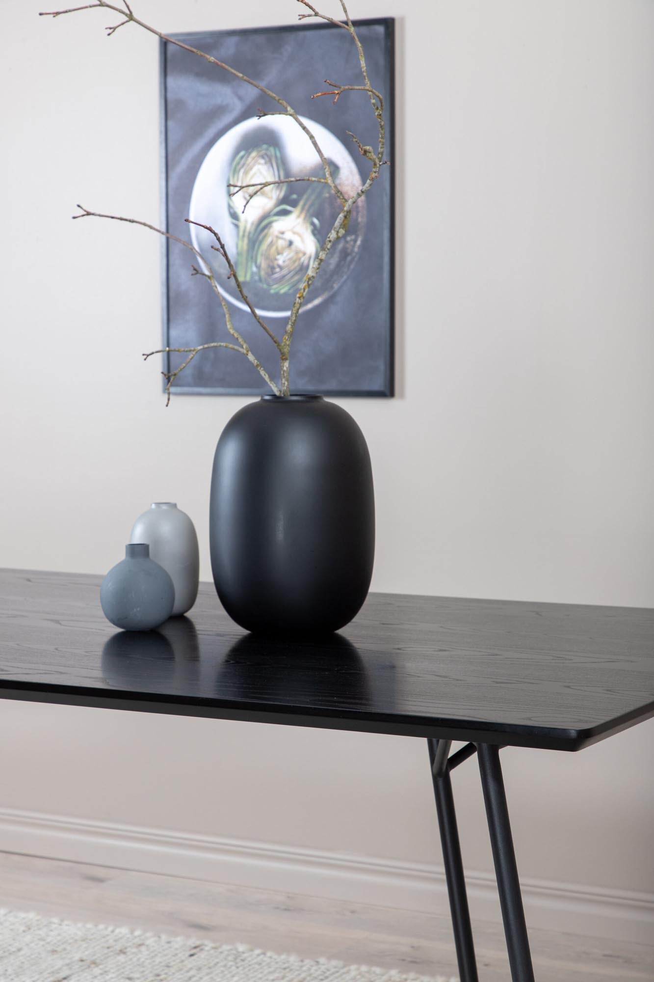 Petra Tisch in Schwarz präsentiert im Onlineshop von KAQTU Design AG. Esstisch ist von Venture Home