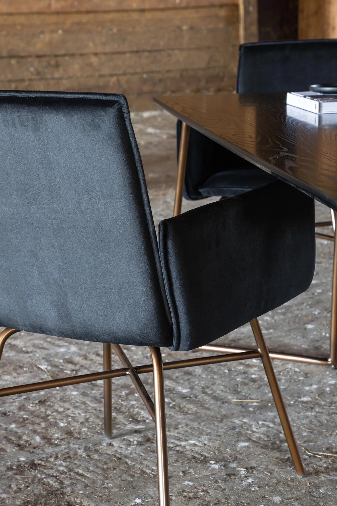 Petra Tisch von Venture Home: Eleganz und Funktionalität vereint.