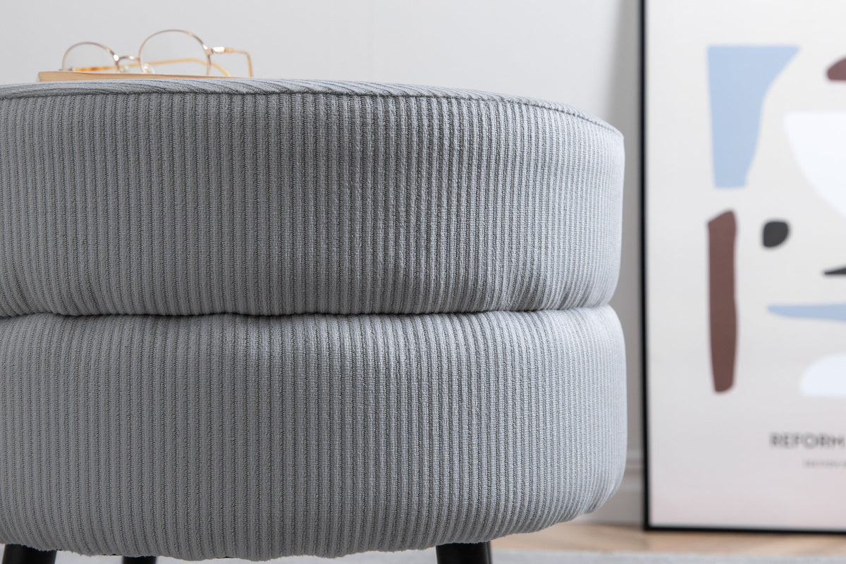 Pot Ottoman / Pouf in Grau präsentiert im Onlineshop von KAQTU Design AG. Pouf ist von Venture Home