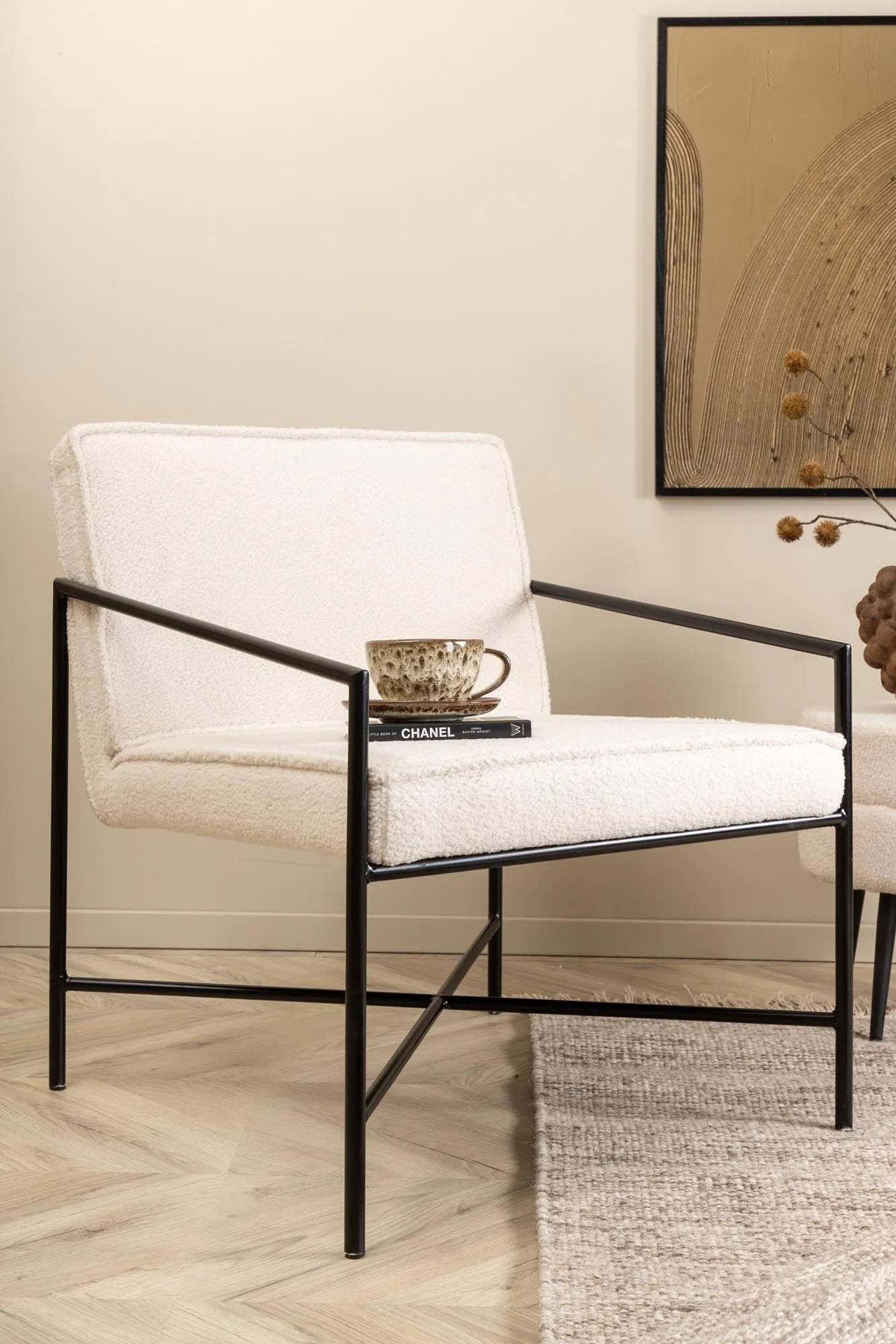 Rakel Sessel von Venture Home: Eleganz und Bequemlichkeit vereint.