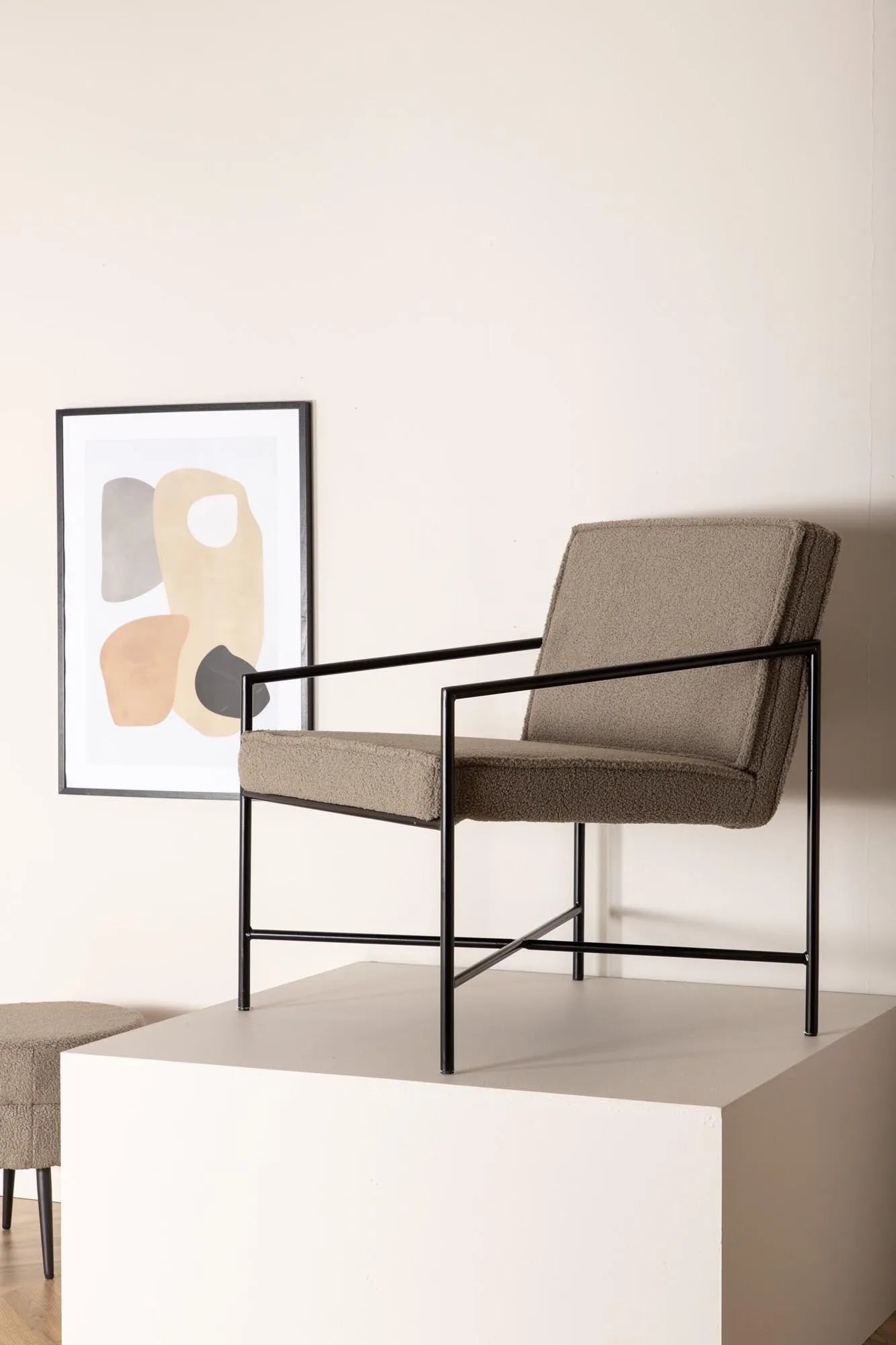 Rakel Sessel von Venture Home: Eleganz und Komfort in Perfektion.
