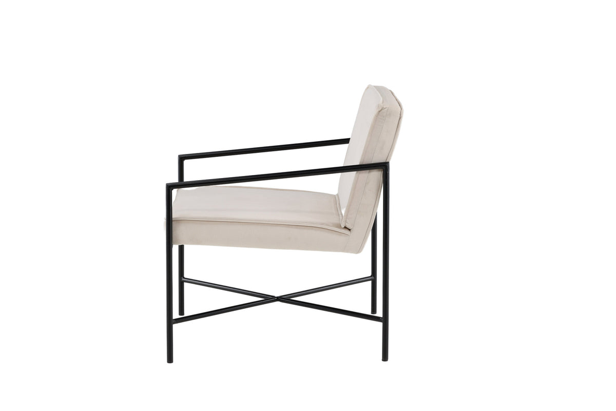 Rakel Sessel in Beige präsentiert im Onlineshop von KAQTU Design AG. Sessel mit Armlehnen ist von Venture Home