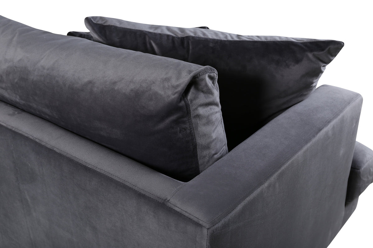 Sofia Sofa in Dunkelgrau präsentiert im Onlineshop von KAQTU Design AG. 3er Sofa ist von Venture Home