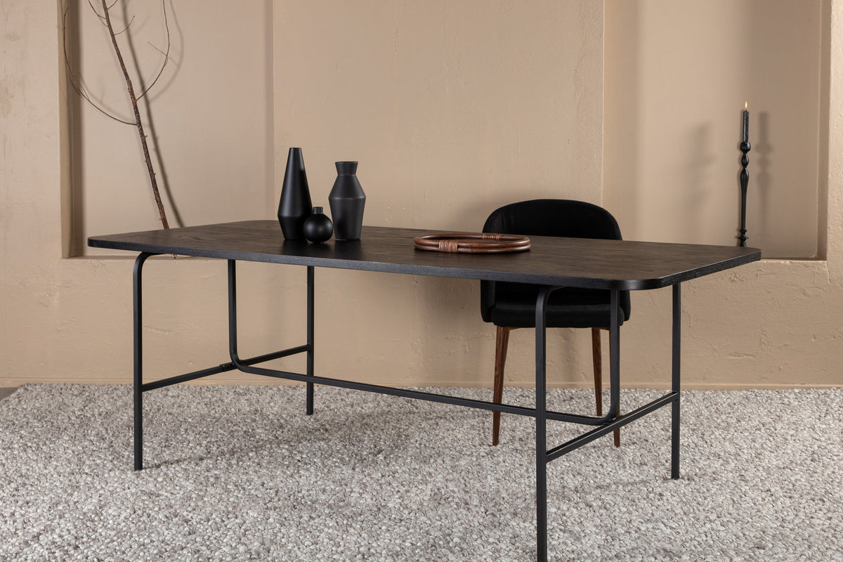 Uno Esstisch in Schwarz präsentiert im Onlineshop von KAQTU Design AG. Esstisch ist von Venture Home