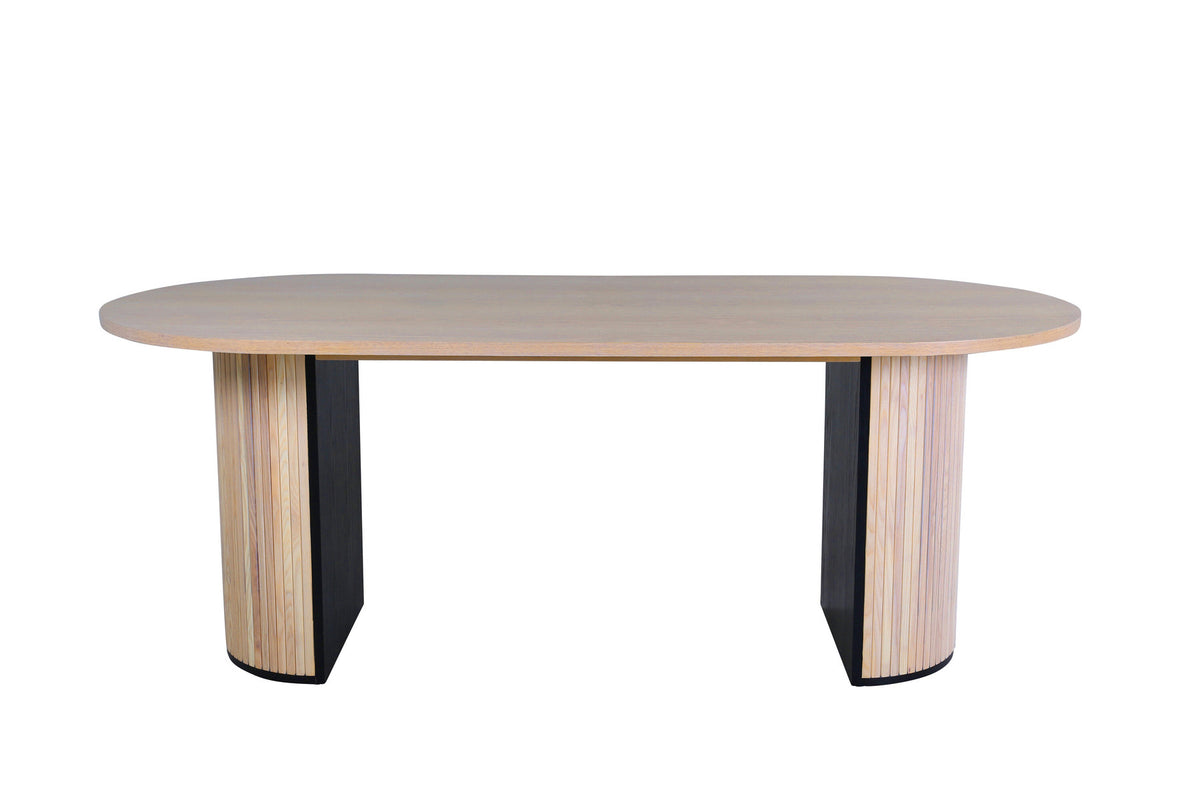 Bianca Tisch in Tünchen präsentiert im Onlineshop von KAQTU Design AG. Esstisch ist von Venture Home