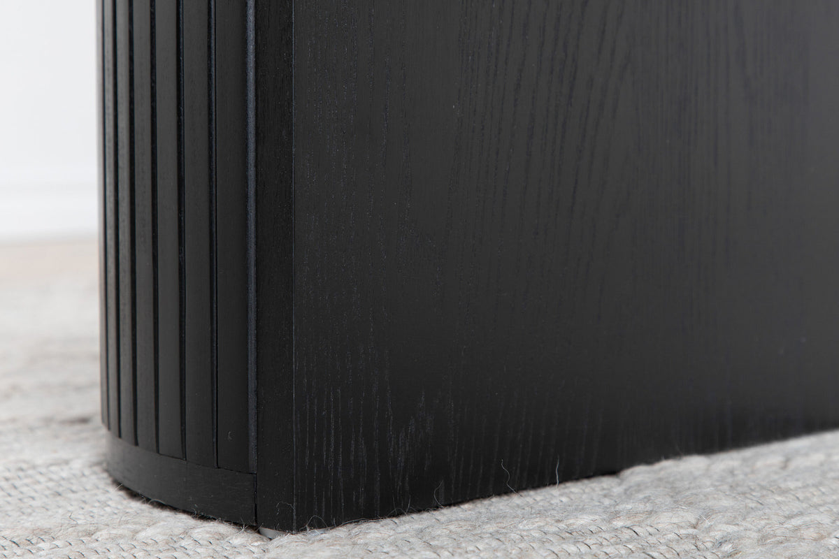 Bianca Tisch in Schwarz präsentiert im Onlineshop von KAQTU Design AG. Esstisch ist von Venture Home