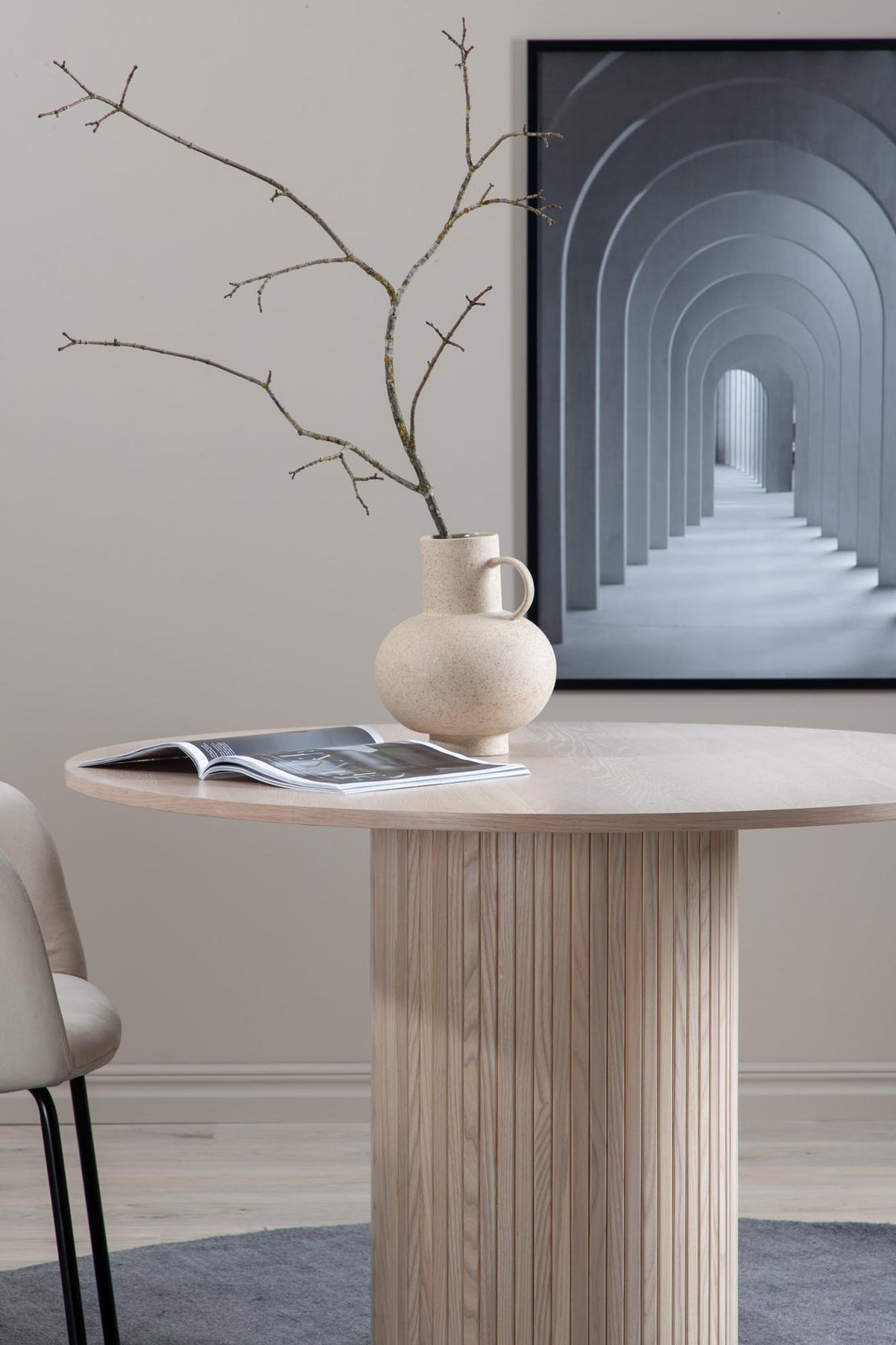 Bianca Esstisch in Tünchen präsentiert im Onlineshop von KAQTU Design AG. Esstisch ist von Venture Home
