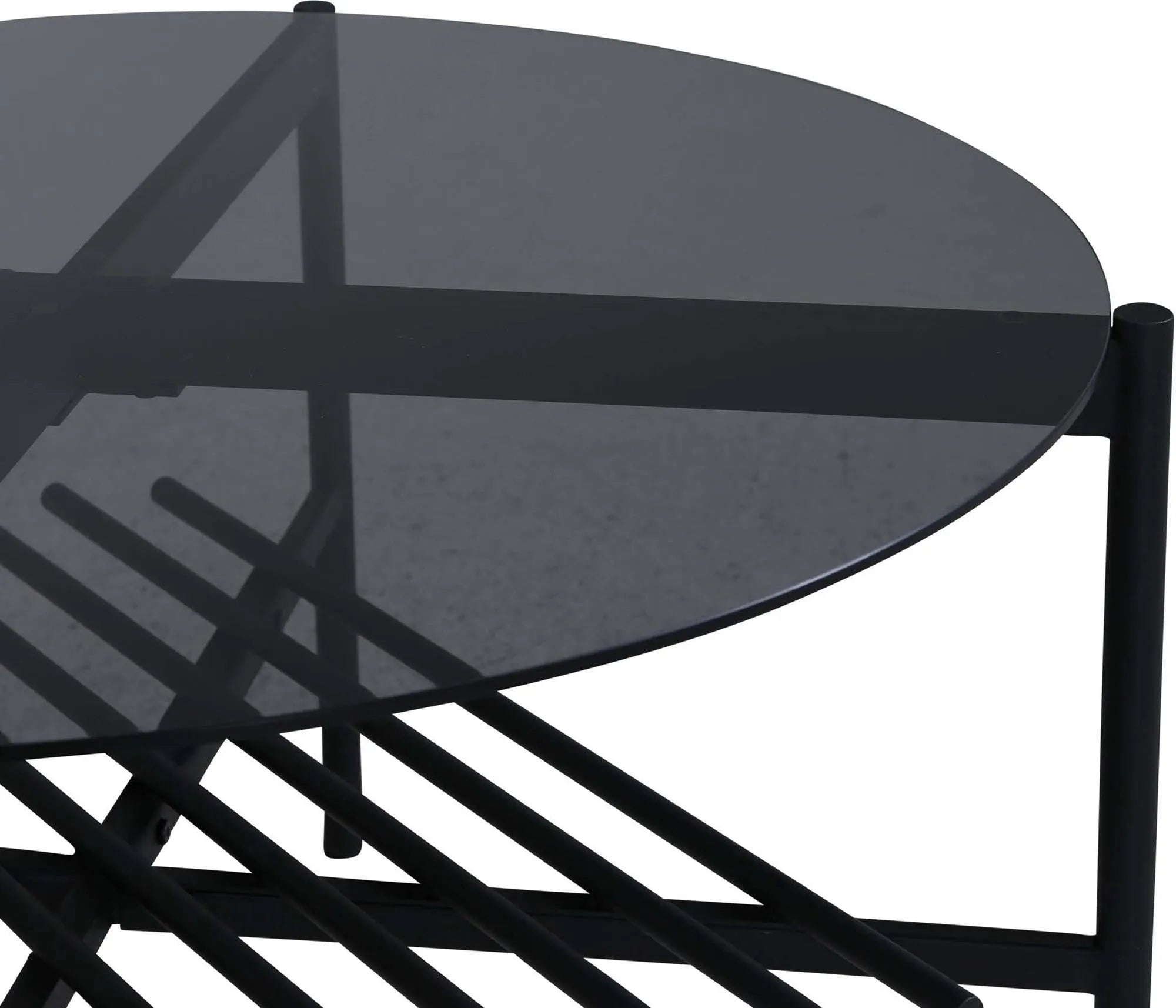 Stilvoller runder Staf Tisch mit Marmorglas von Venture Home.