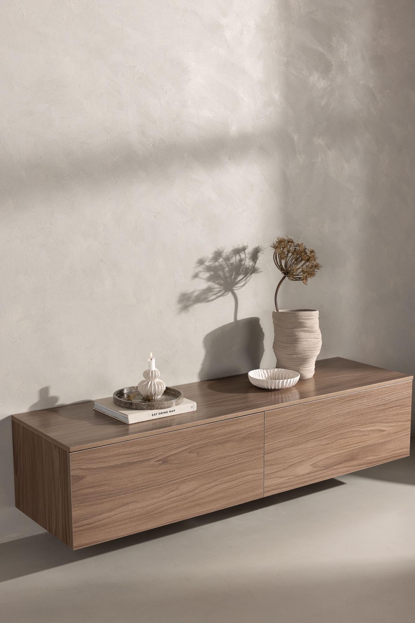 Firhamn Kommode in Nussbaum präsentiert im Onlineshop von KAQTU Design AG. Regal Zubehör ist von Venture Home