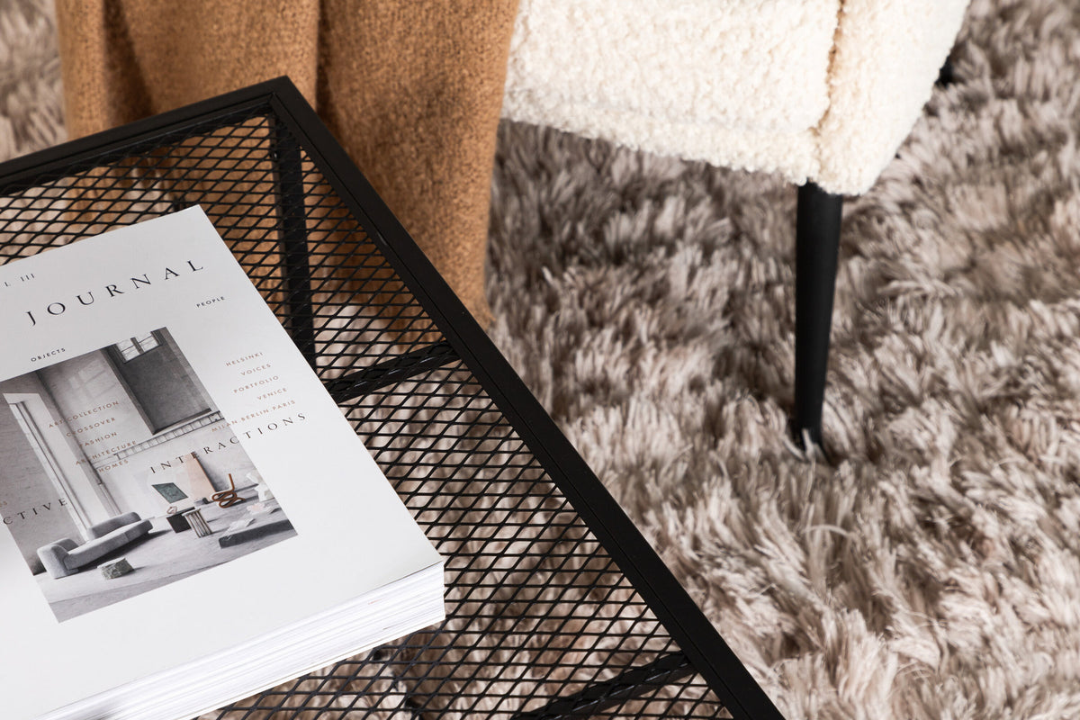 Netz Coffee Tisch in Schwarz präsentiert im Onlineshop von KAQTU Design AG. Beistelltisch ist von Venture Home