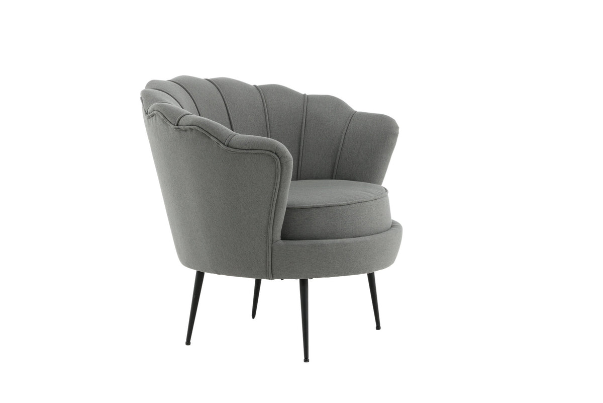 Calais Sessel in Grau präsentiert im Onlineshop von KAQTU Design AG. Sessel mit Armlehnen ist von Venture Home
