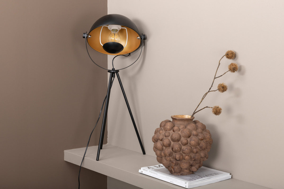 Search Tischleuchte in Schwarz präsentiert im Onlineshop von KAQTU Design AG. Tischleuchte ist von Venture Home