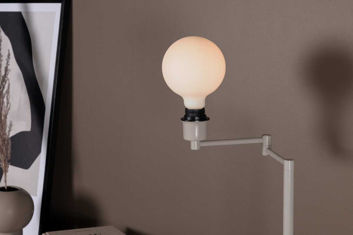 Virro Stehleuchte in Beige präsentiert im Onlineshop von KAQTU Design AG. Stehleuchte ist von Venture Home