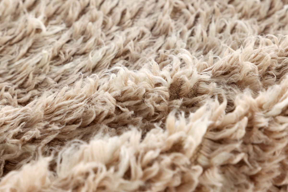 Leiko Teppich in Beige präsentiert im Onlineshop von KAQTU Design AG. Teppich ist von Venture Home