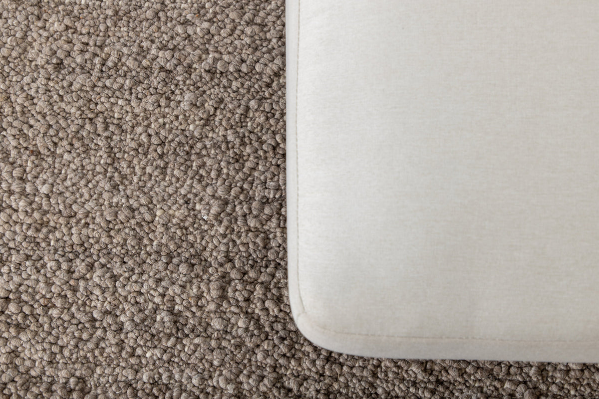 Betina Teppich in Braun präsentiert im Onlineshop von KAQTU Design AG. Teppich ist von Venture Home