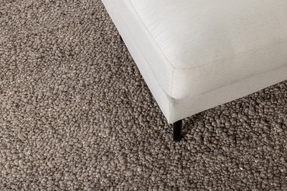 Betina Teppich in Braun präsentiert im Onlineshop von KAQTU Design AG. Teppich ist von Venture Home