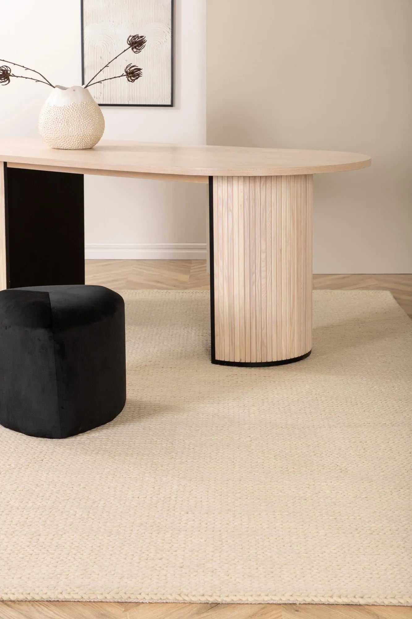 Marta Teppich in Weiss präsentiert im Onlineshop von KAQTU Design AG. Teppich ist von Venture Home