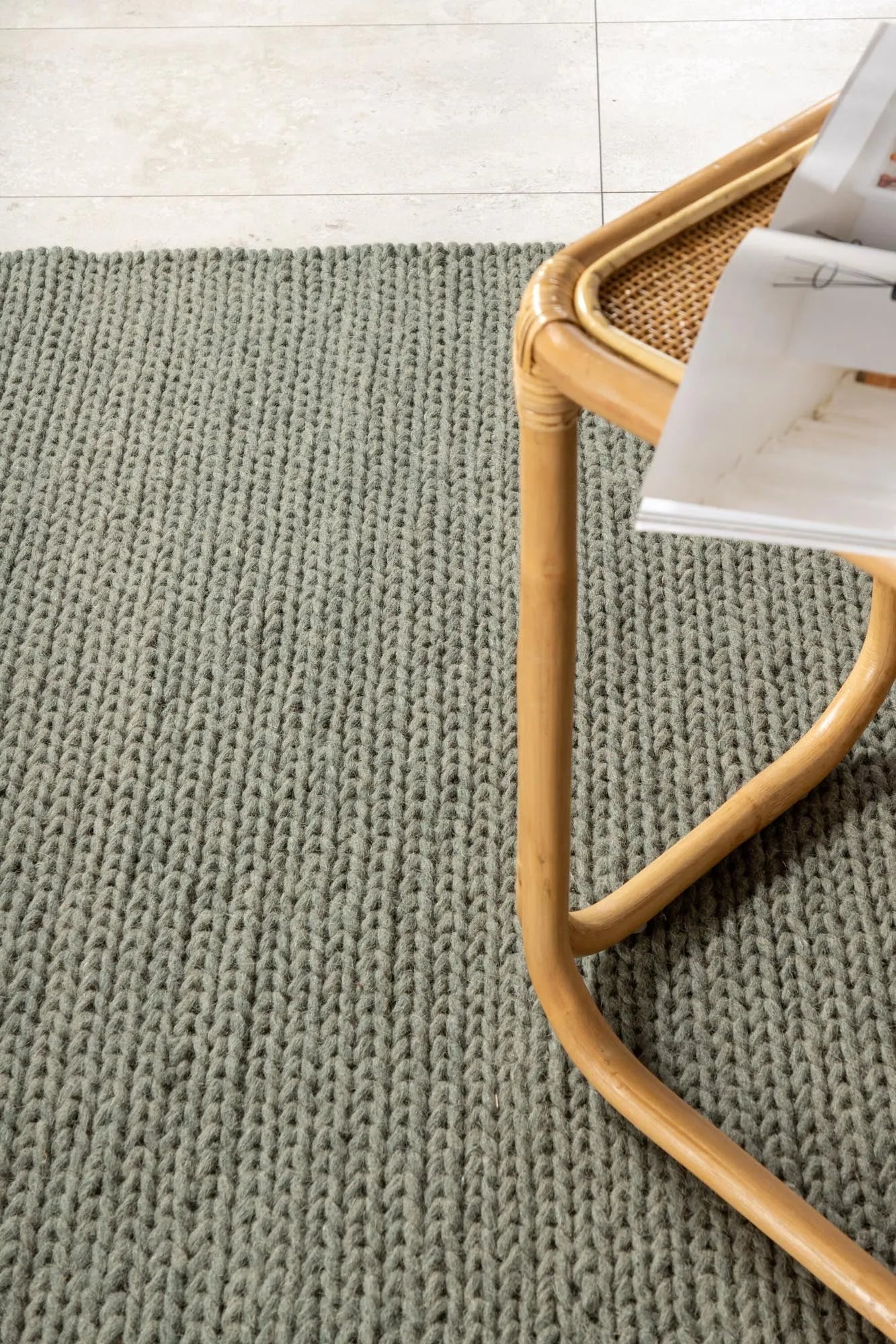 Marta Teppich in Grün präsentiert im Onlineshop von KAQTU Design AG. Teppich ist von Venture Home