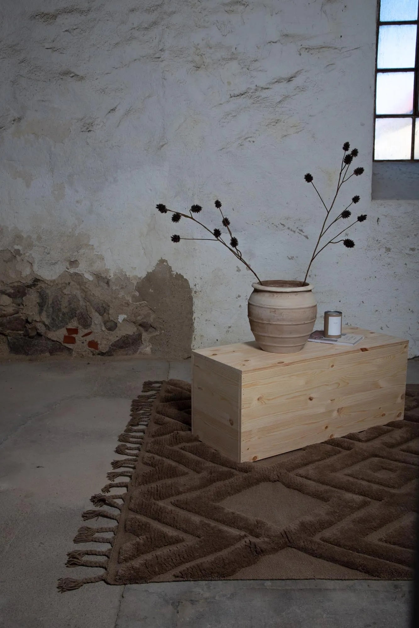 Dahlia Wool Teppich von Vind – Luxuriöse Gemütlichkeit für jeden Raum.