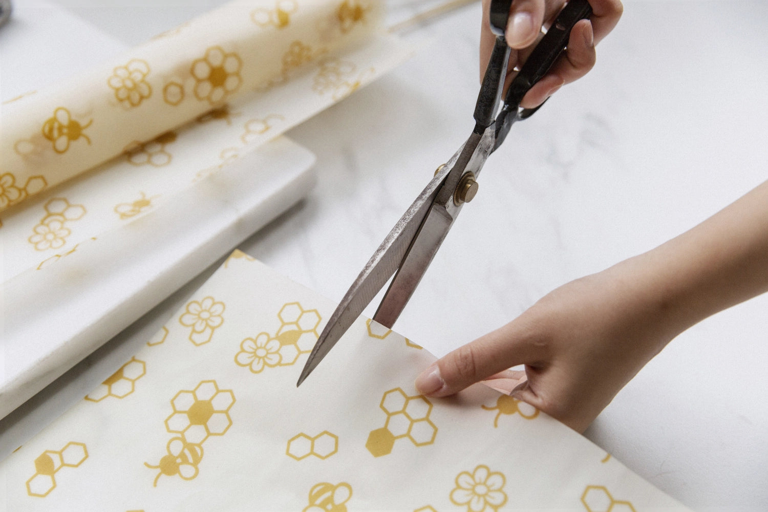 Bienenwachstuch-Rolle Biene 30.5x90cm