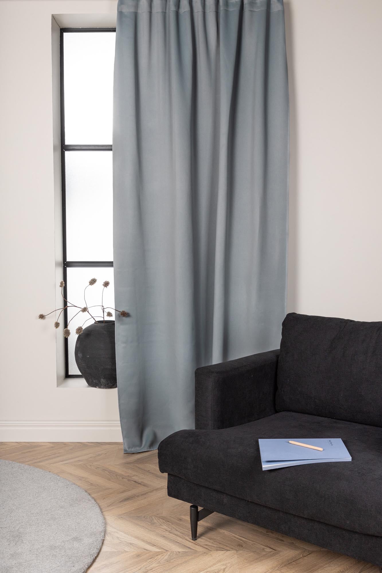 Evelyn Vorhang 2er Pack in Hellgrau präsentiert im Onlineshop von KAQTU Design AG. Vorhang ist von Venture Home
