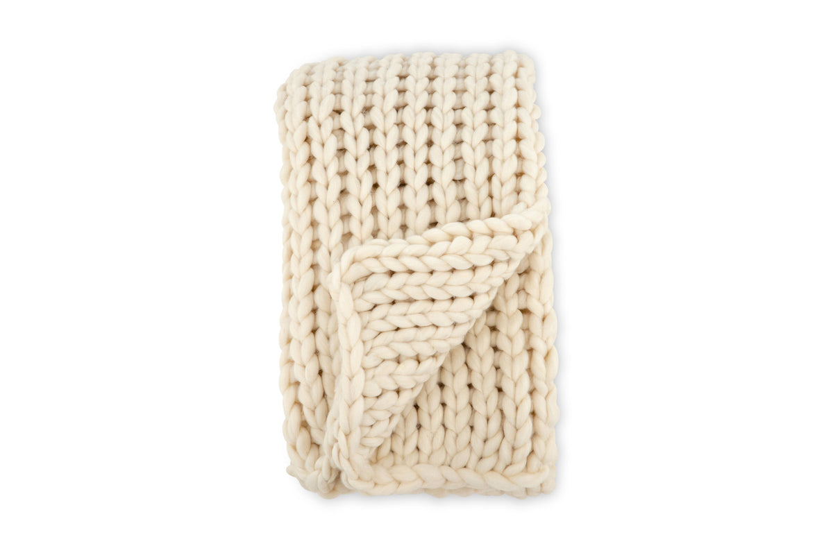 Kate Throw in Cremefarben präsentiert im Onlineshop von KAQTU Design AG. Wolldecke ist von Venture Home