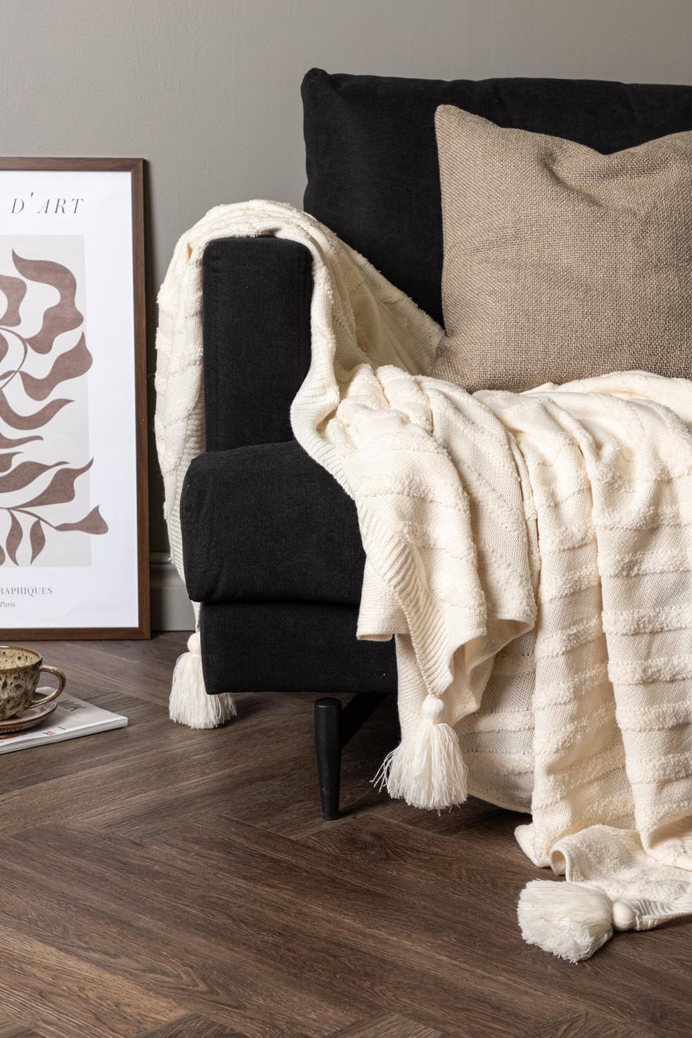Katlyn Throw in Cremefarben präsentiert im Onlineshop von KAQTU Design AG. Wolldecke ist von Venture Home