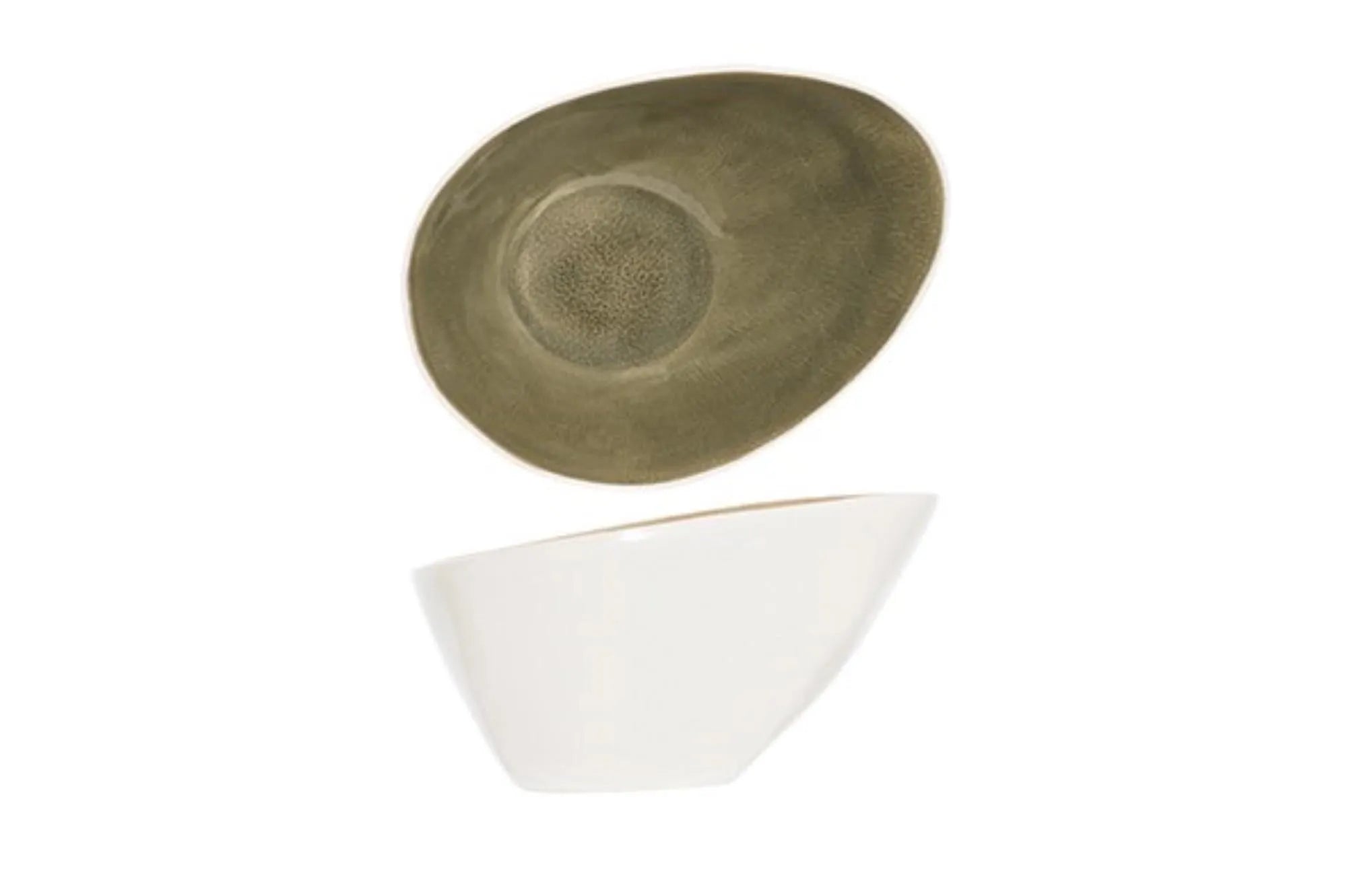 Elegante, olivgrüne Steingutschüssel (Ø 19,5 cm, H 6,5 cm) von Cosy & Trendy, ideal für Salate, Pasta und Snacks.