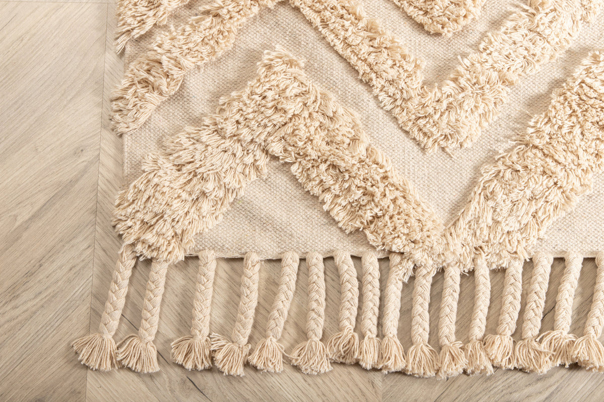 Hilma Teppich in Beige präsentiert im Onlineshop von KAQTU Design AG. Teppich ist von Venture Home