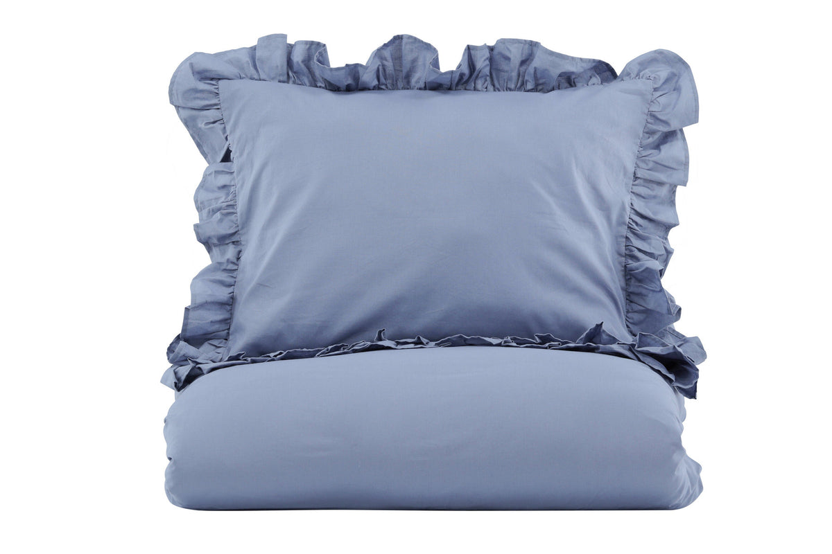 Levi Bettgarnitur in Blau präsentiert im Onlineshop von KAQTU Design AG. Bettwäsche ist von Venture Home