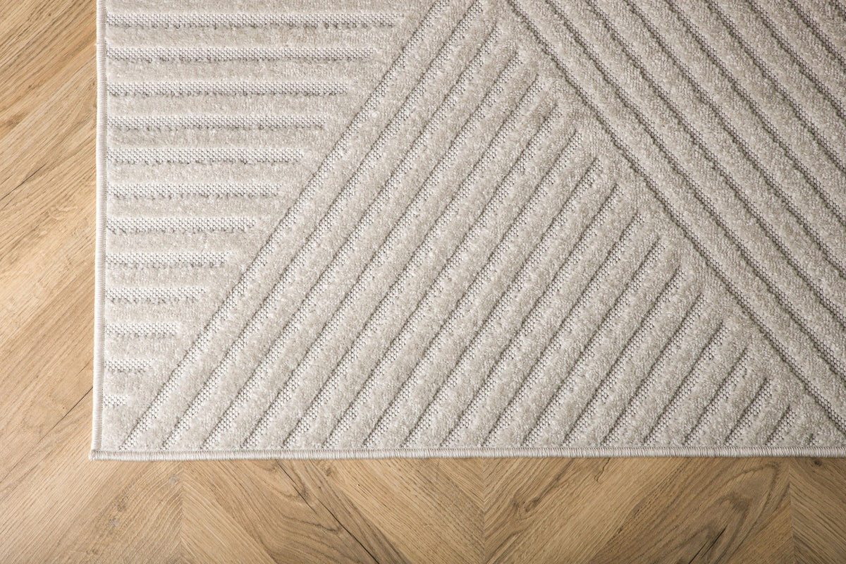 Aron Teppich in Weiss präsentiert im Onlineshop von KAQTU Design AG. Teppich ist von Venture Home