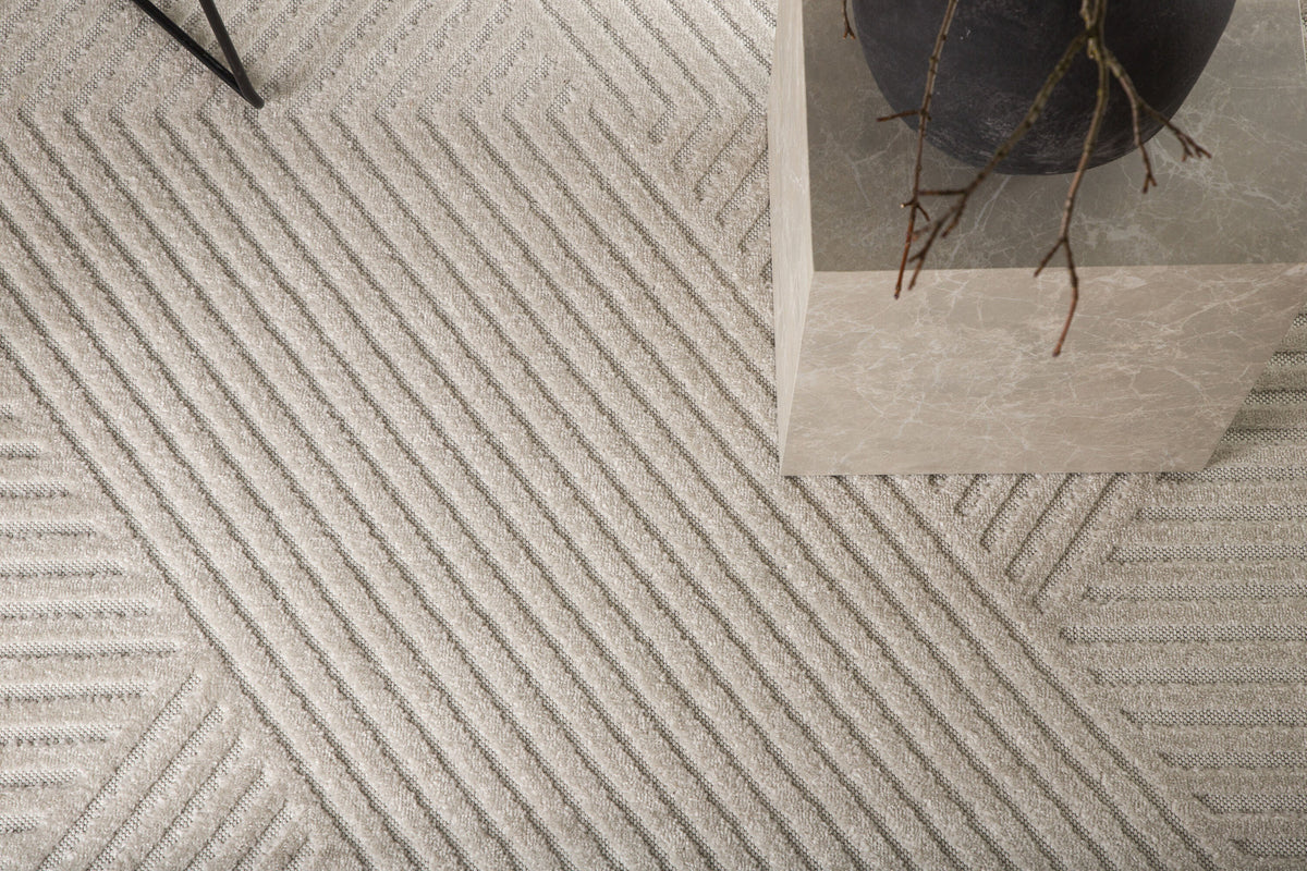 Aron Teppich in Weiss präsentiert im Onlineshop von KAQTU Design AG. Teppich ist von Venture Home