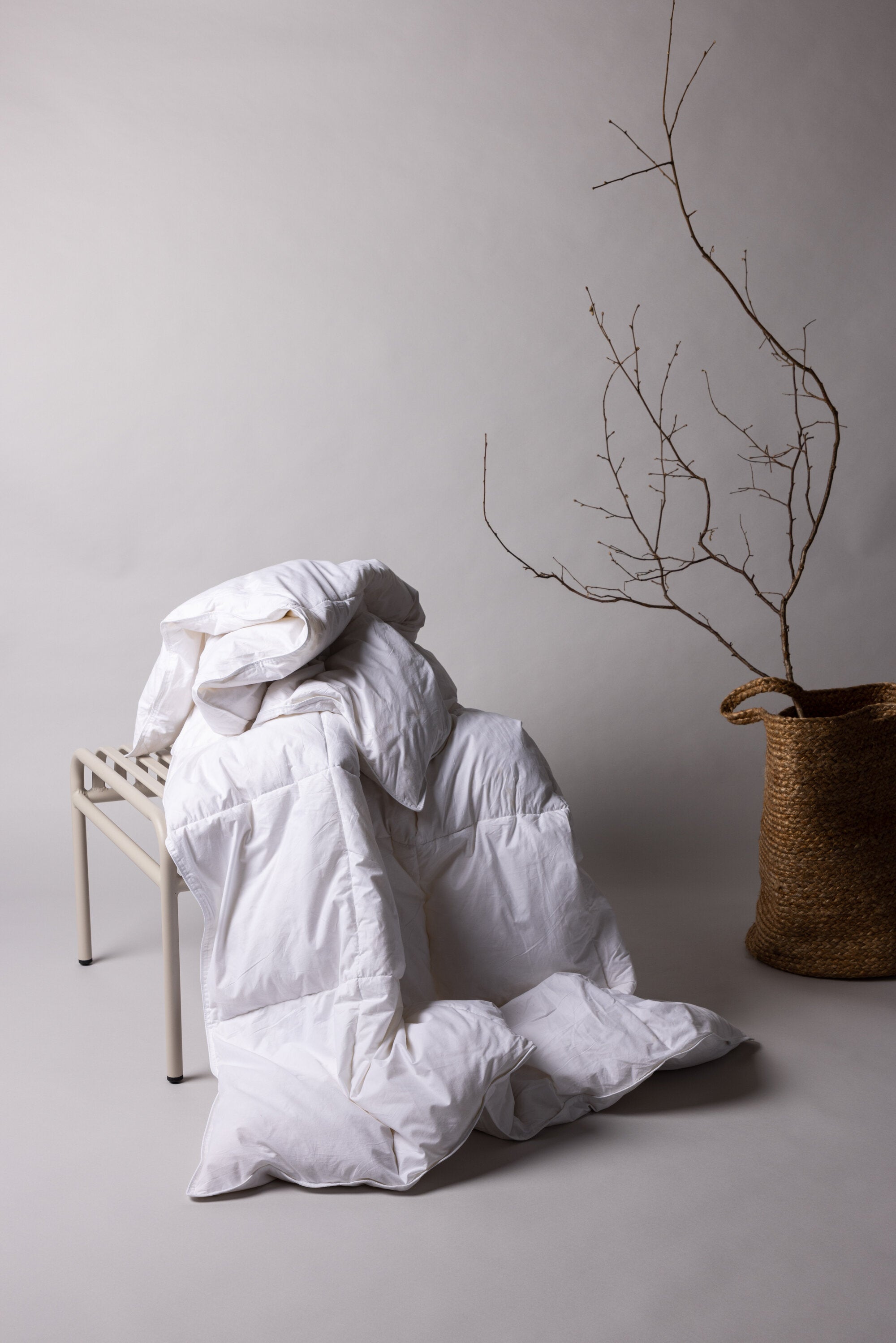 Astrid Duvet in Weiss präsentiert im Onlineshop von KAQTU Design AG. Duvet ist von Venture Home