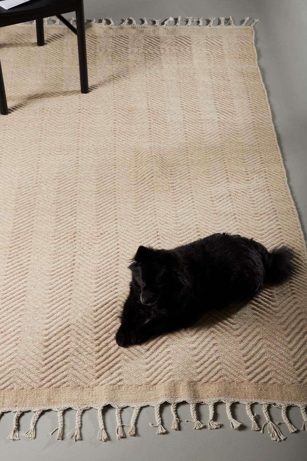 Loke Teppich in Beige präsentiert im Onlineshop von KAQTU Design AG. Teppich ist von Venture Home