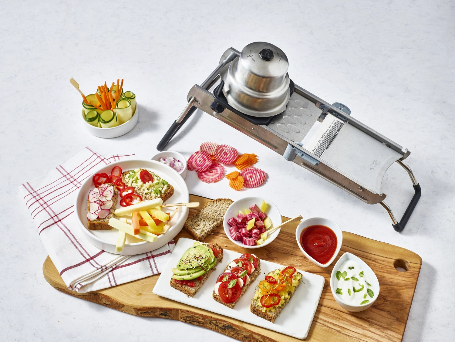 Mandoline Ultra Revolution avec 3 lames julienne