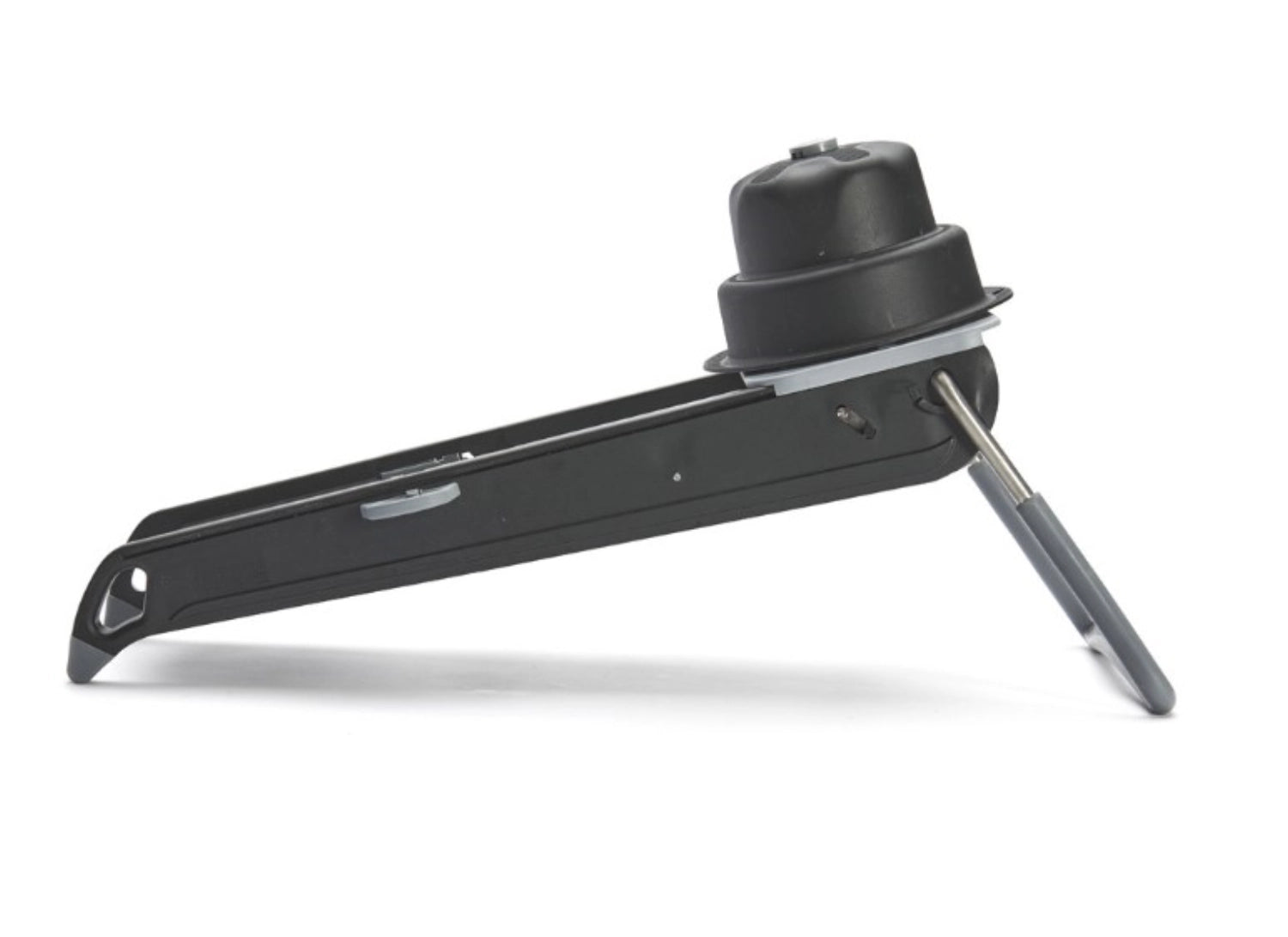 Elegante Mandoline Swing Plus in Schwarz von de Buyer, ideal für exakte Schnitte und feines Raffeln von Obst und Gemüse in der Küche.