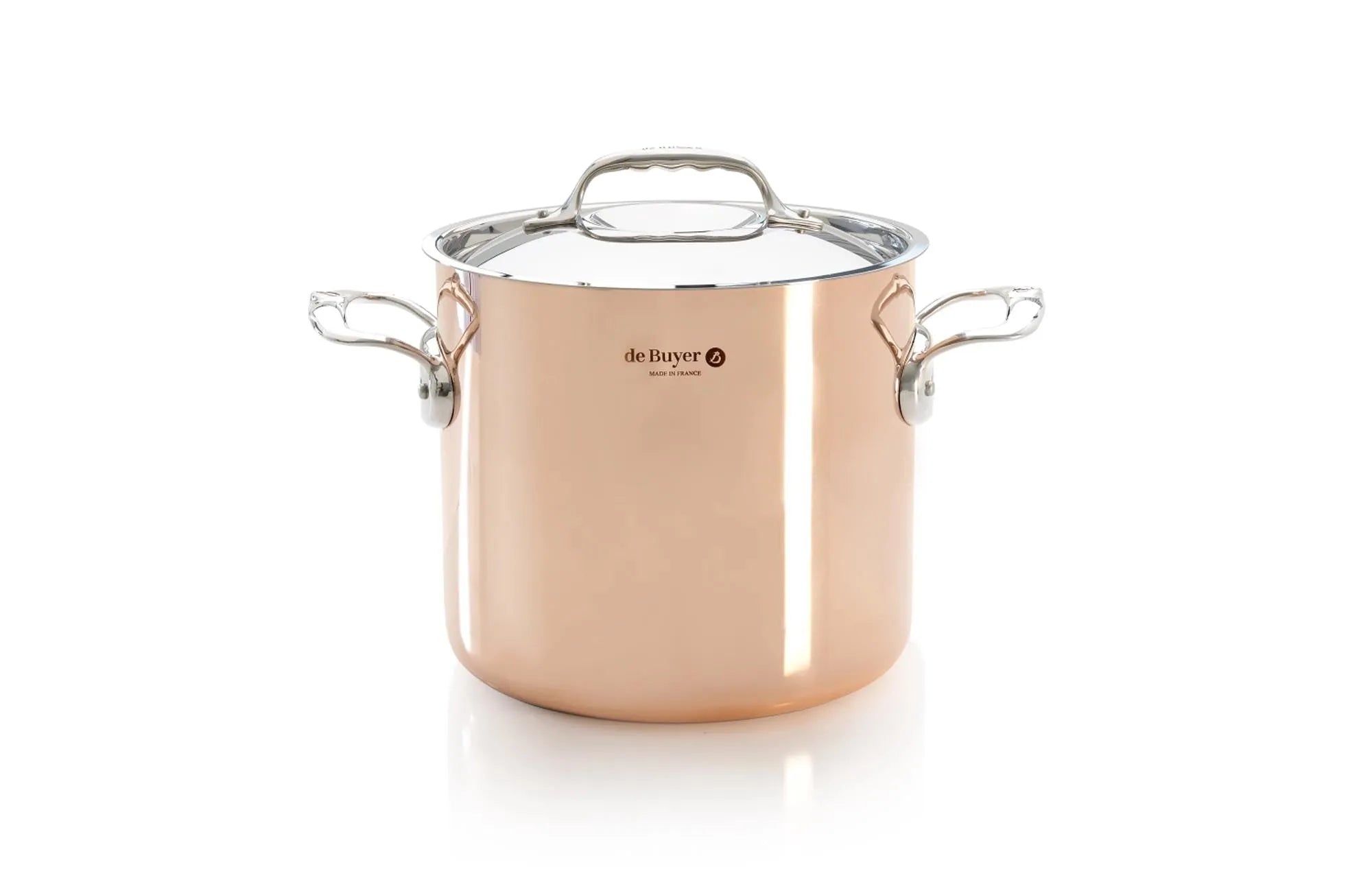 Eleganter PRIMA MATERA Kochtopf: 20cm Kupfer-Edelstahl, ideal für Induktion, exzellente Wärmeleitung, perfektes Kocherlebnis.