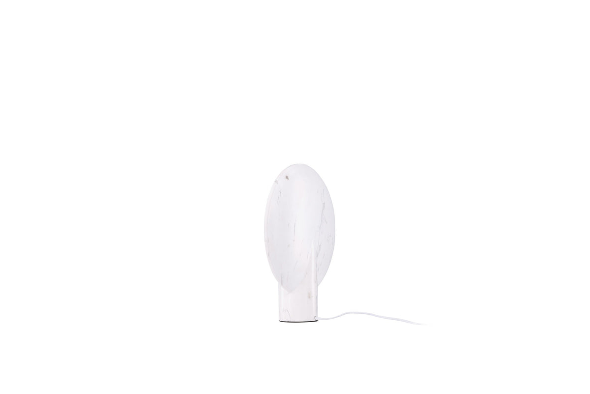 Angers Lampe in Weiss präsentiert im Onlineshop von KAQTU Design AG. Tischleuchte ist von Venture Home