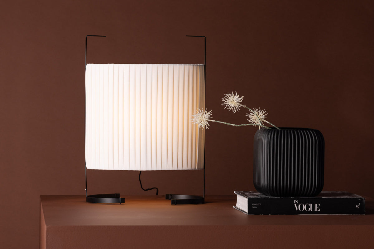 Rennes Stehleuchte in Beige präsentiert im Onlineshop von KAQTU Design AG. Stehleuchte ist von Venture Home