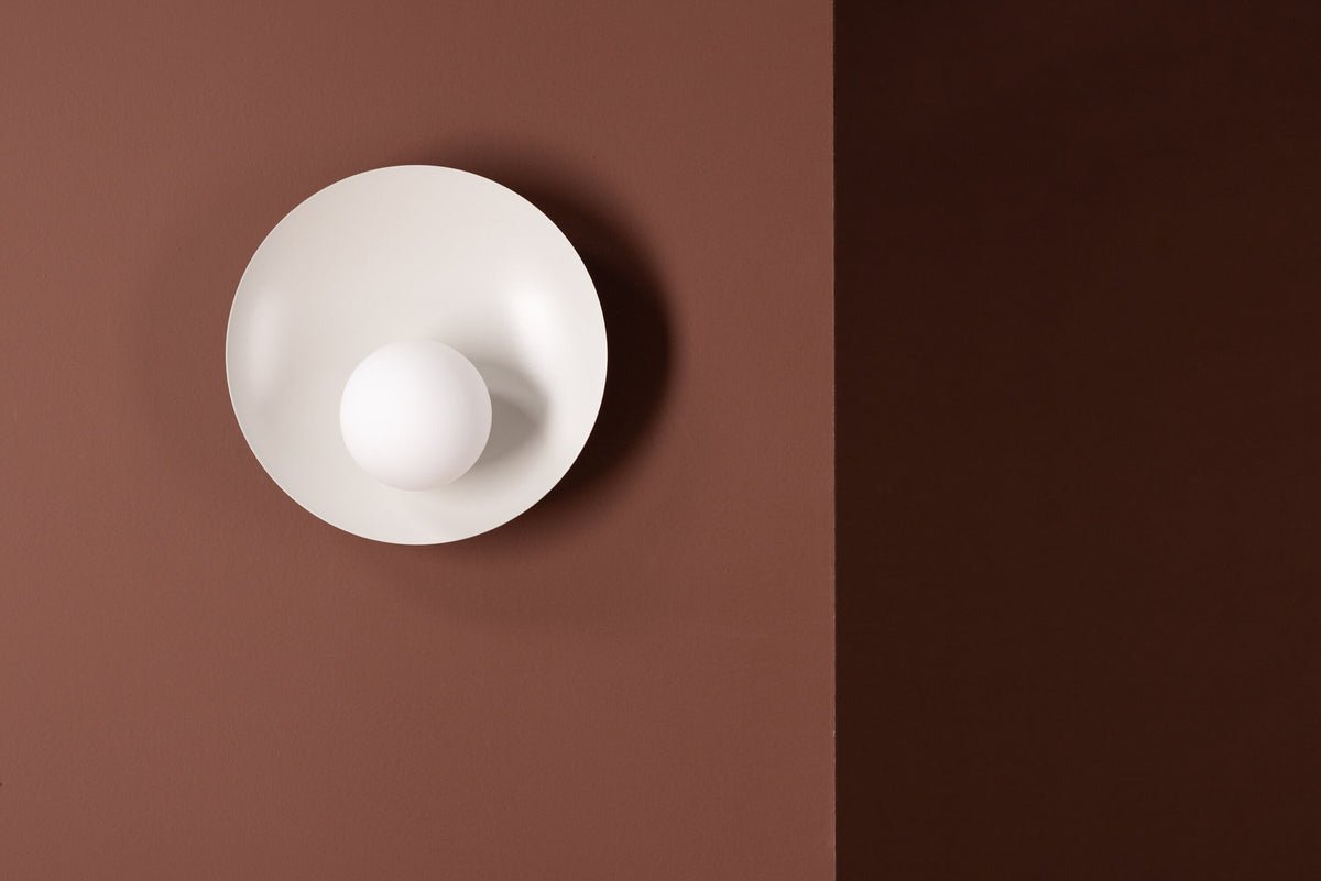 Le Havre Wandleuchte in Hellgrau präsentiert im Onlineshop von KAQTU Design AG. Wandleuchte ist von Venture Home