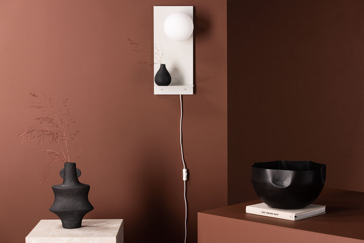 Toryes Wandleuchte in Hellgrau präsentiert im Onlineshop von KAQTU Design AG. Wandleuchte ist von Venture Home