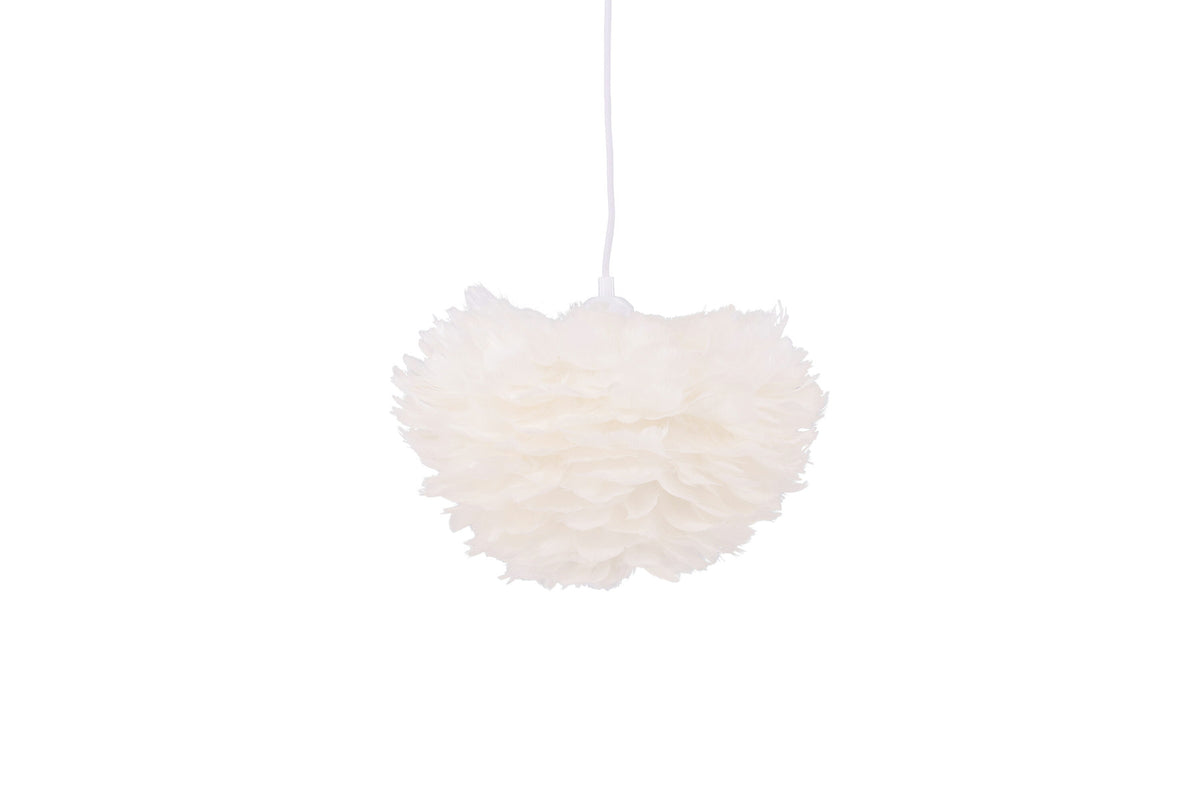 Nicola Pendelleuchte in Weiss präsentiert im Onlineshop von KAQTU Design AG. Pendelleuchte ist von Venture Home