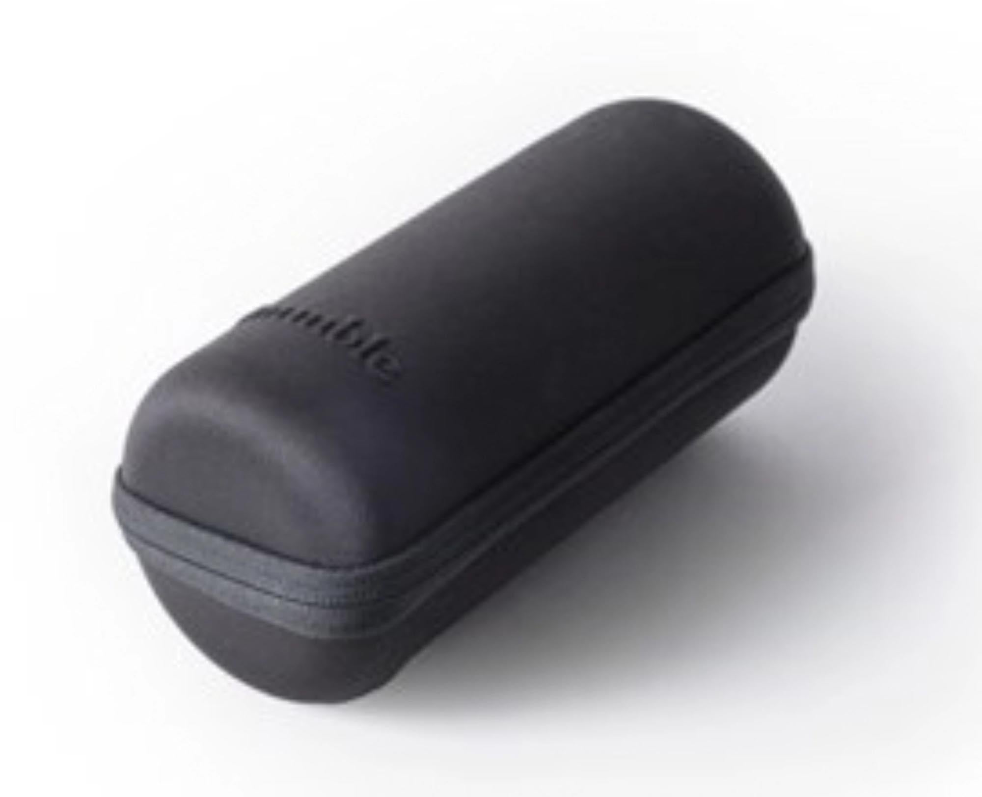 Humble travel case black in Schwarz präsentiert im Onlineshop von KAQTU Design AG. Kabel / Lampenfassung ist von Humble Light