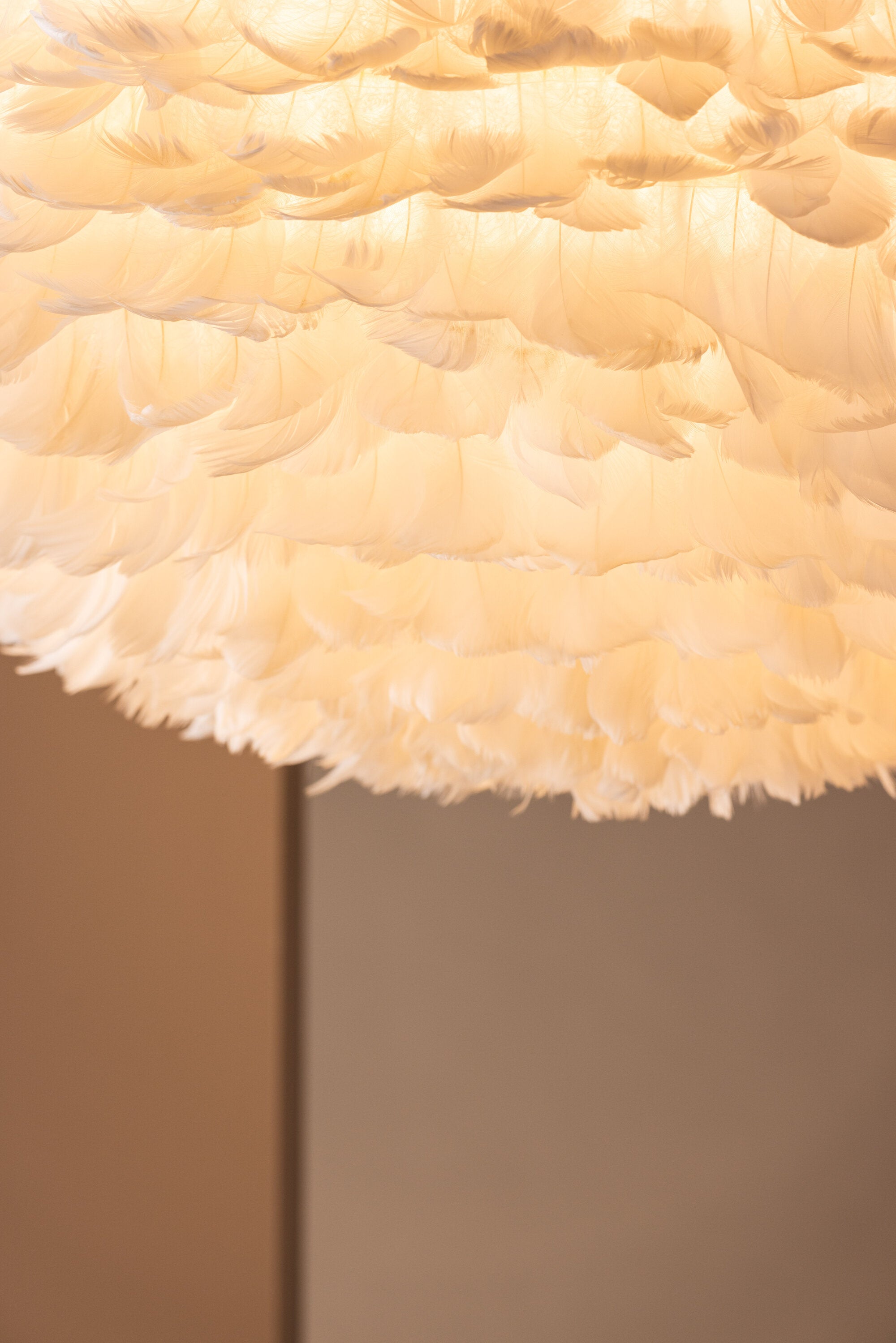 Nicola Pendelleuchte in Weiss präsentiert im Onlineshop von KAQTU Design AG. Pendelleuchte ist von Venture Home