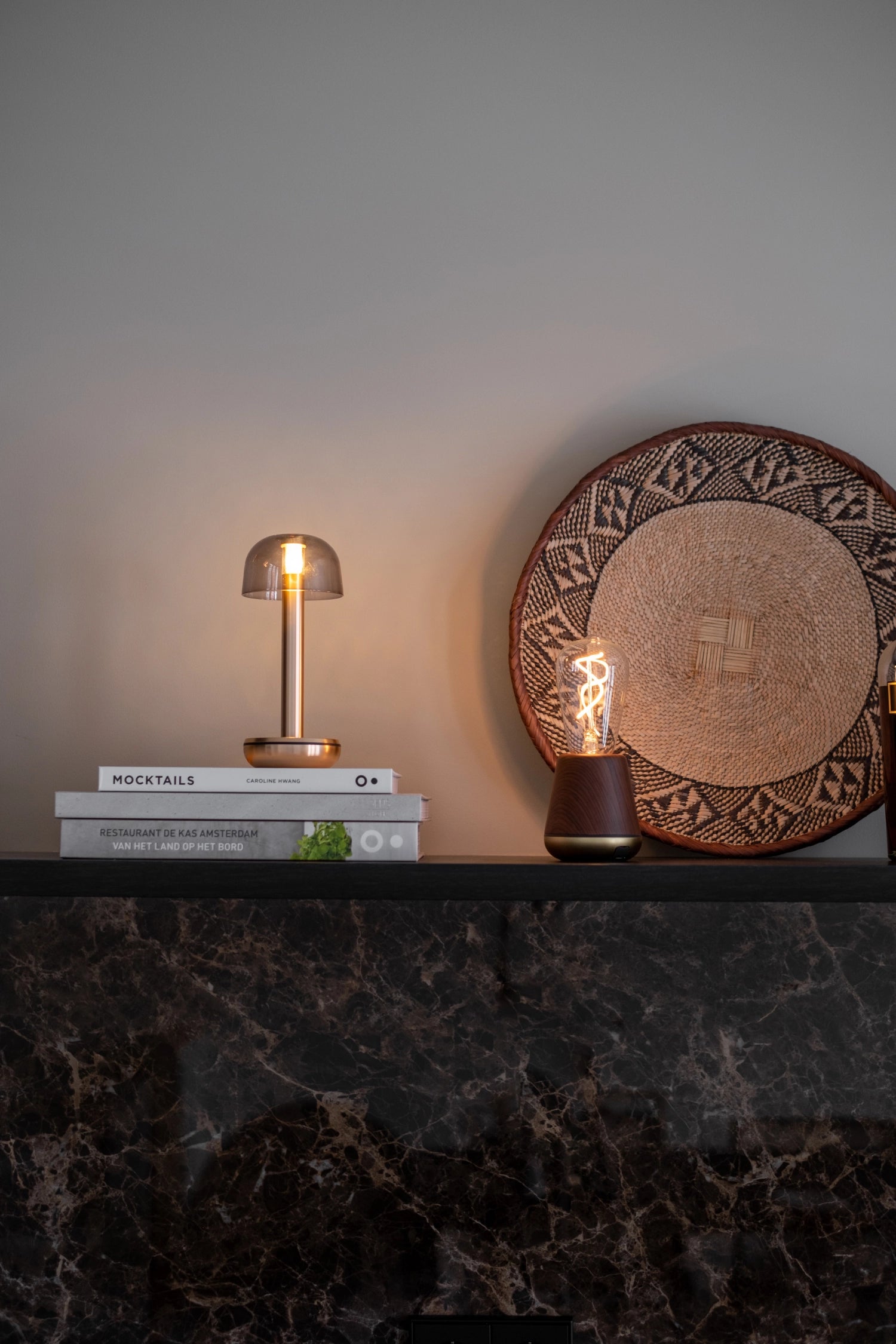 Humble Light due oro e fumé, 21,2x8,8 cm