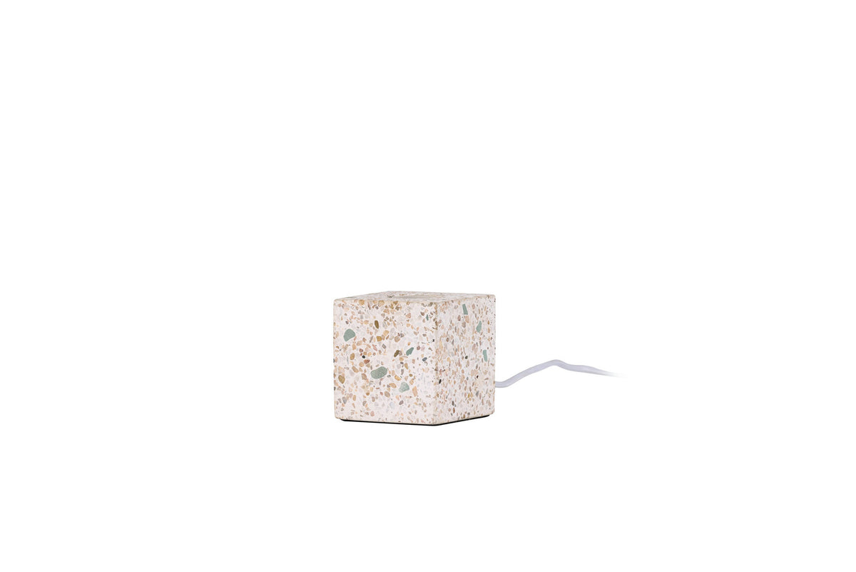 Rilche Tischleuchte in Grau präsentiert im Onlineshop von KAQTU Design AG. Tischleuchte ist von Venture Home