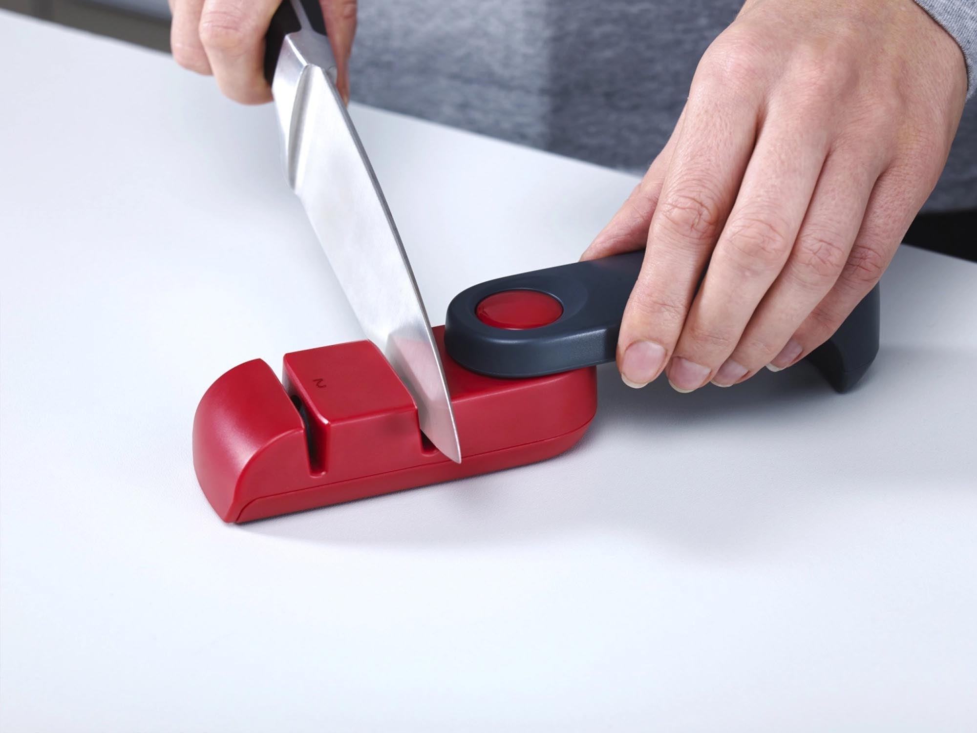 Rota Messerschärfer: Innovatives Design für perfekte Schärfe.
