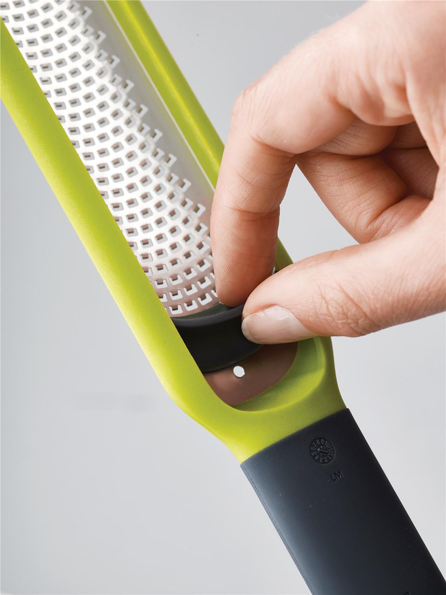 HandiZest Zester Reibe mit Reiniger, grün, 27.8x5x2 cm